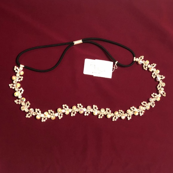 Crystal embellished headband. - Picture 3 of 3